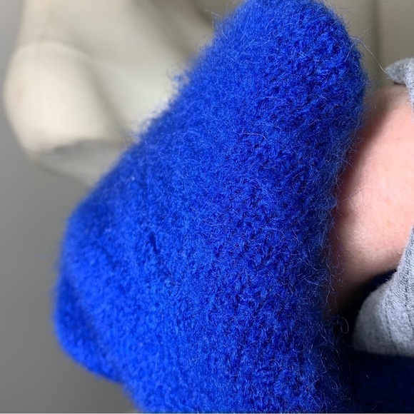 Christian Siriano Knit Cardigan Sweater M Cobalt Blue Wool Blend Fuzzy Top - Picture 11 of 13